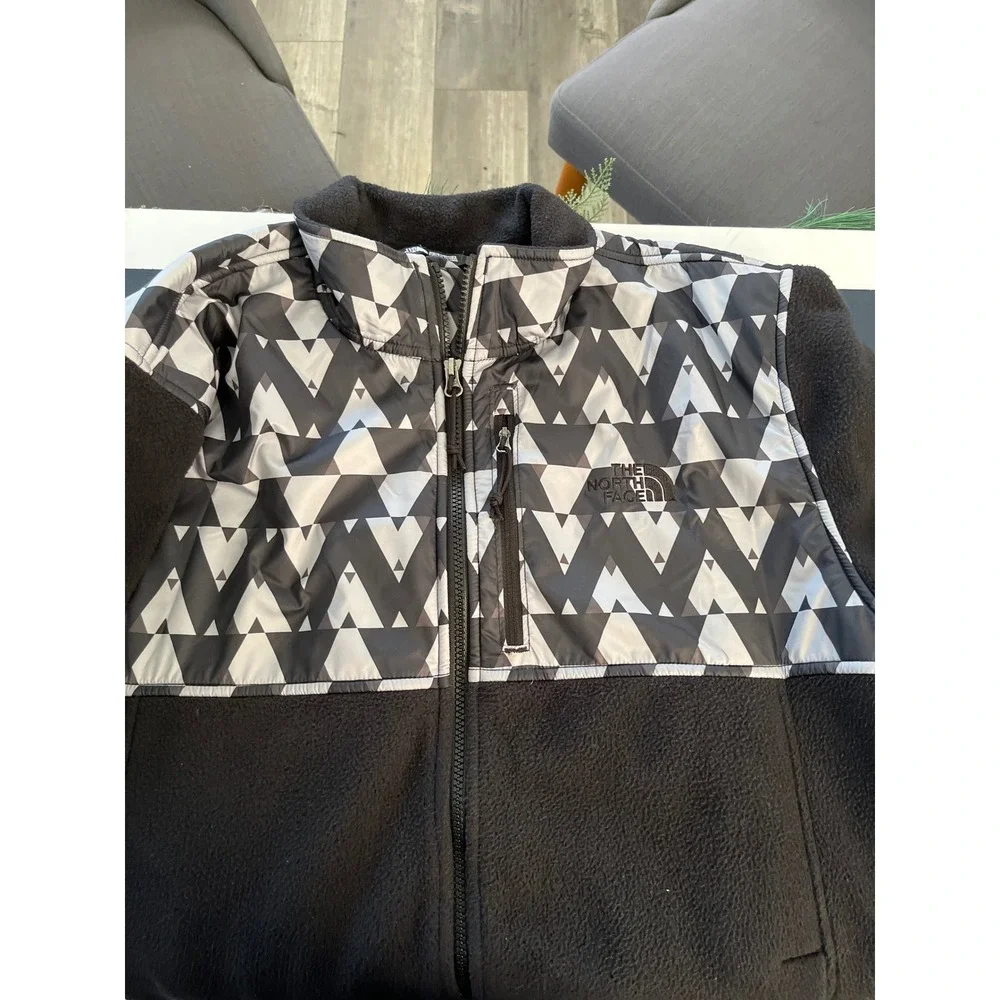 The North Face Mens Denali Jacket Black White Geometric Print Full Zip Size L‎